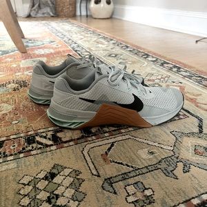 Women’s Nike Metcon 7 Size 9.5